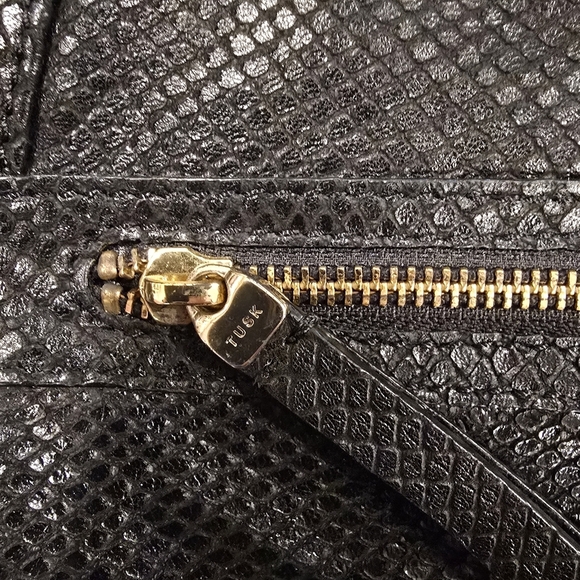 TUSK Small Gotham Snake Skin Leather Black Adj Strap Top Security Snap Backpack. - Picture 10 of 13